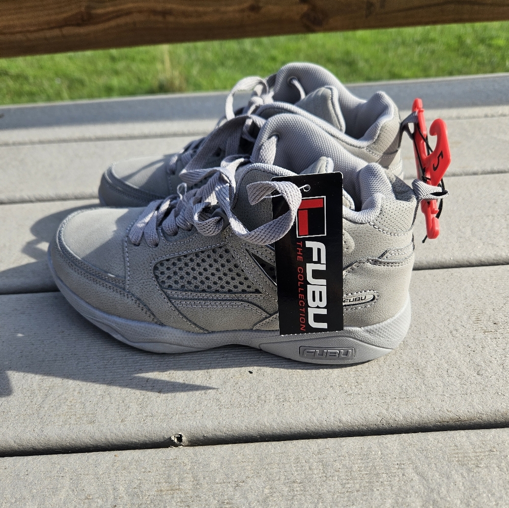 Nwt FUBU Gray Sneakers Size 5